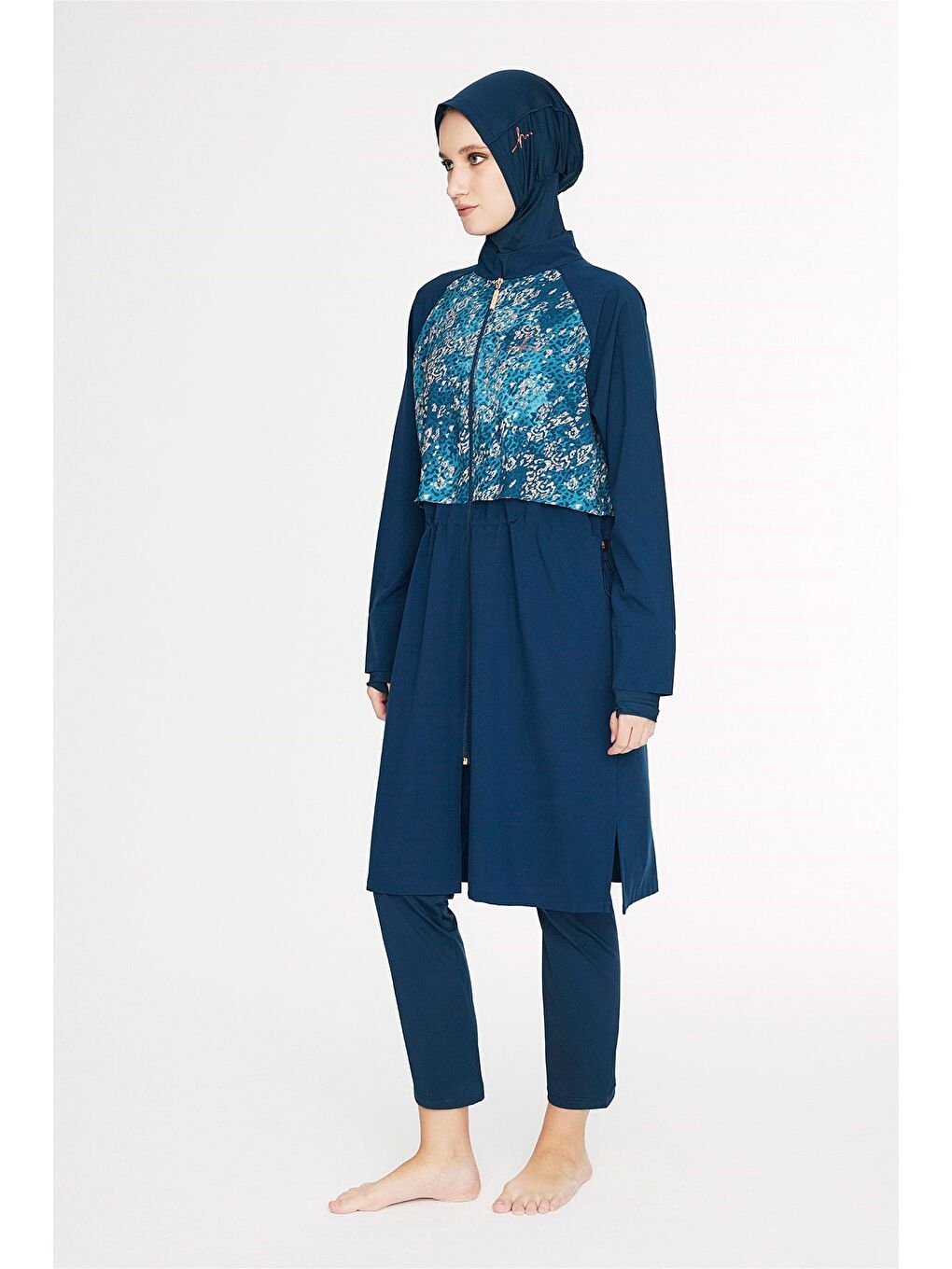 Petrol Vaha Koleksiyonu Göğüs Kısmı Desenli Lacivert 5 Parça Tam Tesettür Mayo Takımı 5090-6