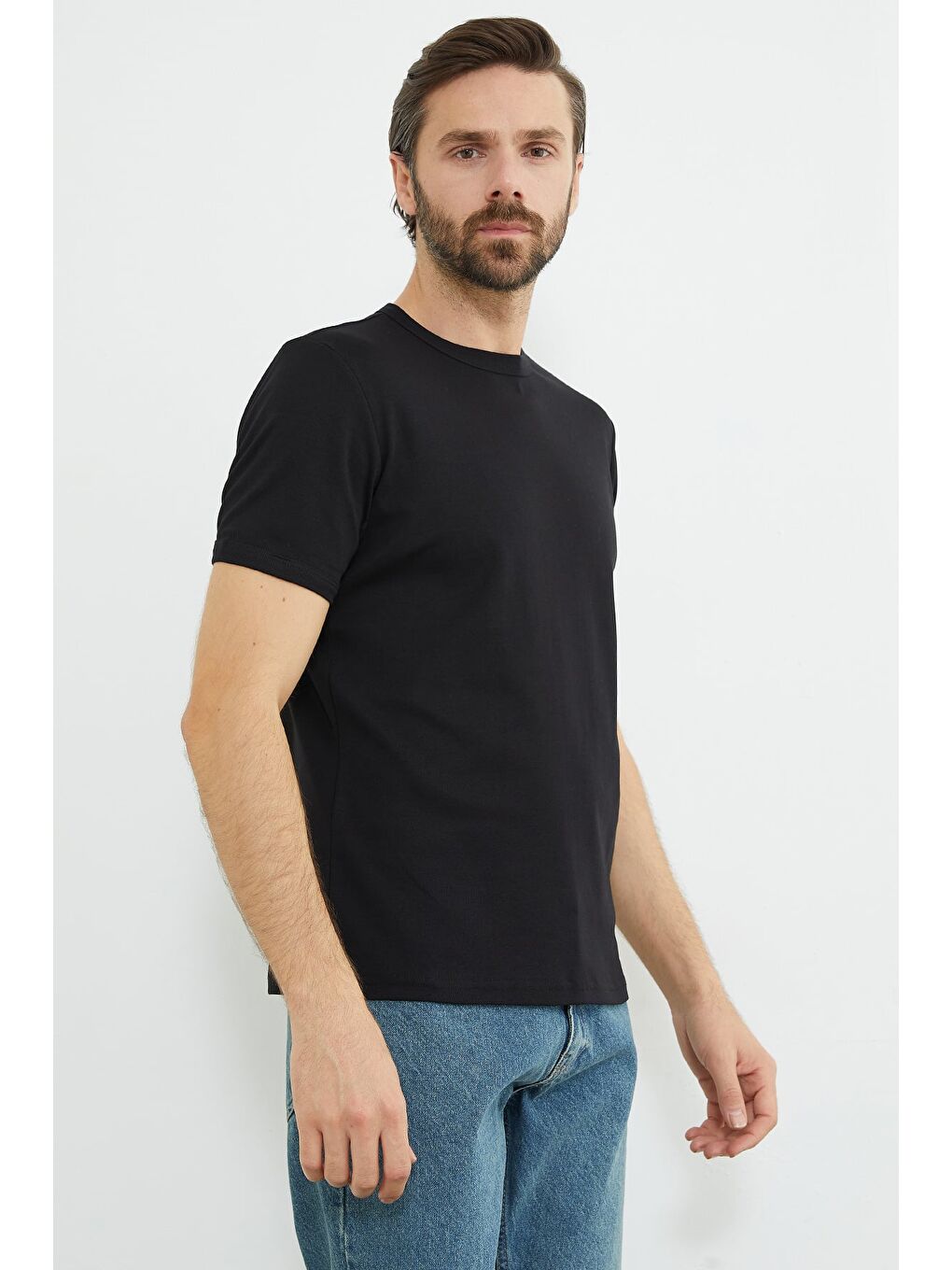 Siyah Basic Bisiklet Yaka Ribanalı Tişört-1