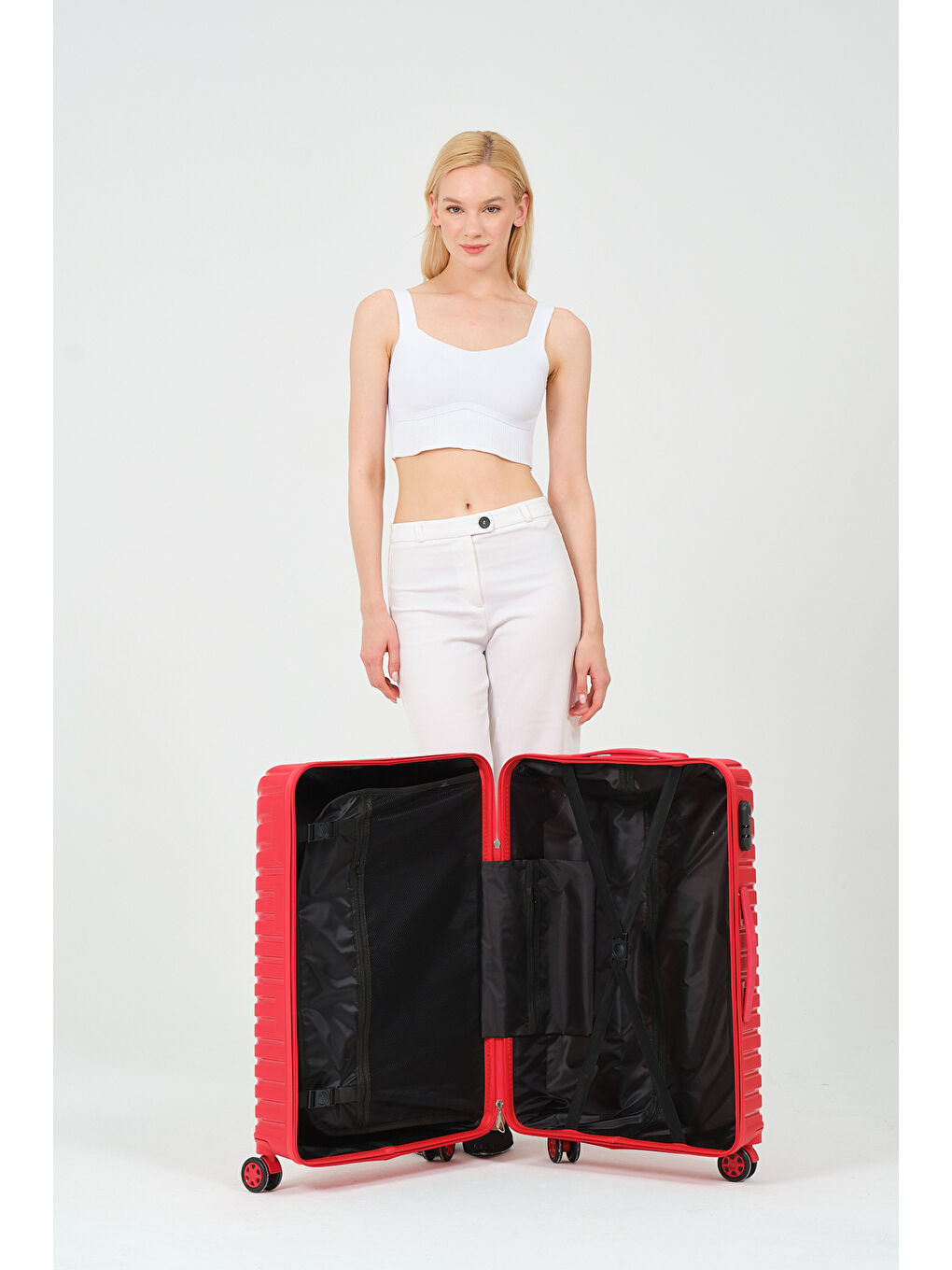 Orta Boy Kırmızı PP Valiz-7