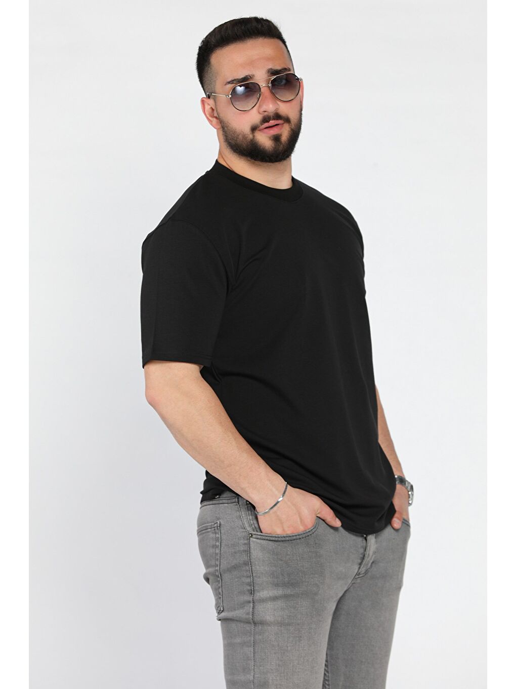 Siyah Erkek Bisiklet Yaka Tişört-1