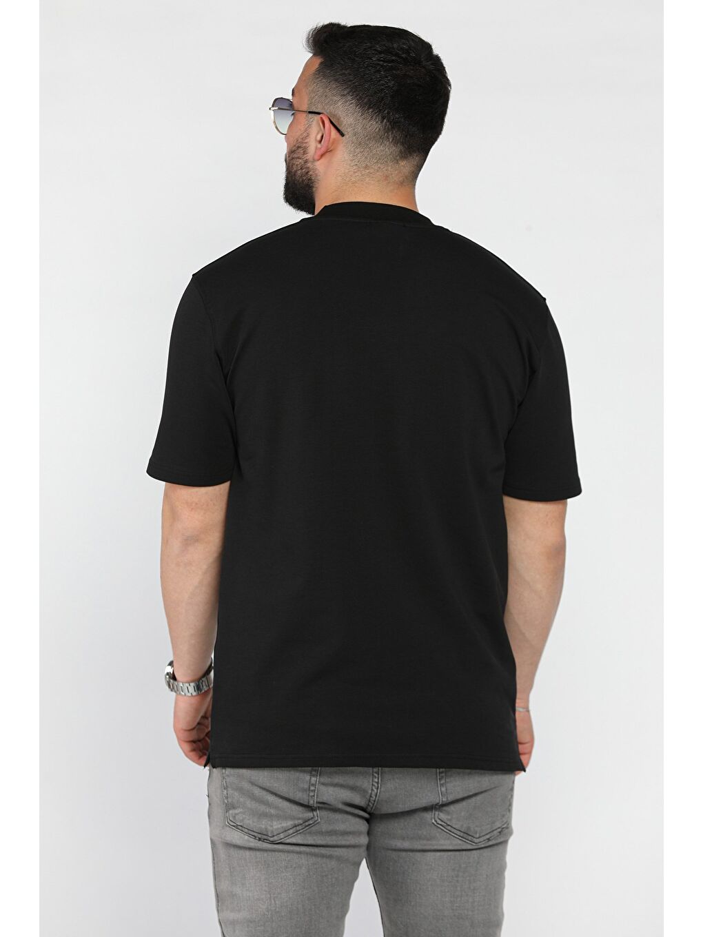 Siyah Erkek Bisiklet Yaka Tişört-2