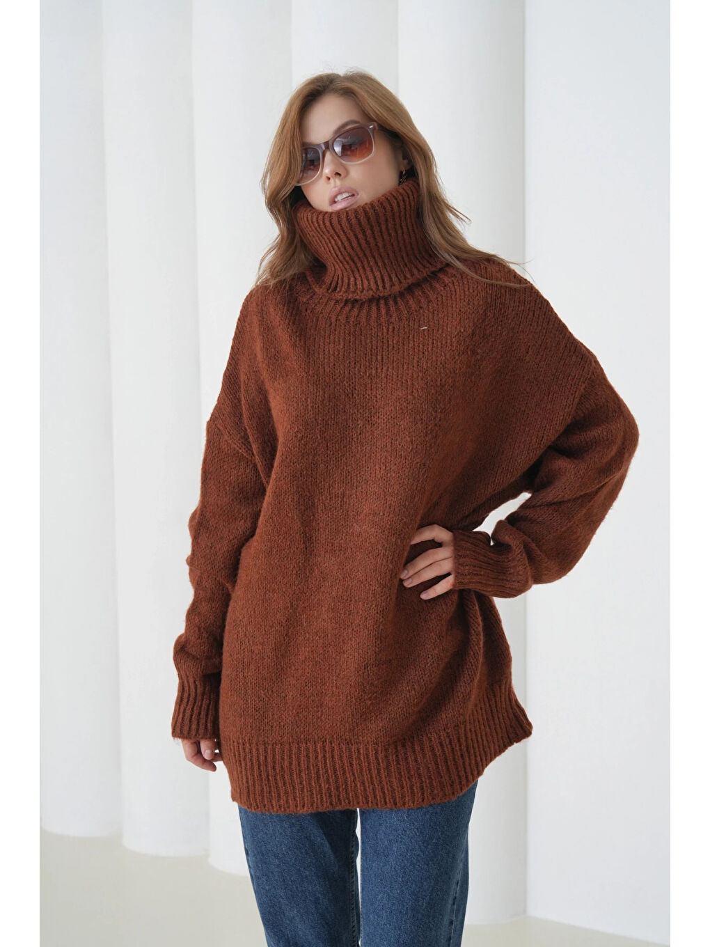 Kahverengi Kadın Balıkçı Yaka Kaşkorse Oversize Triko Tunik-2