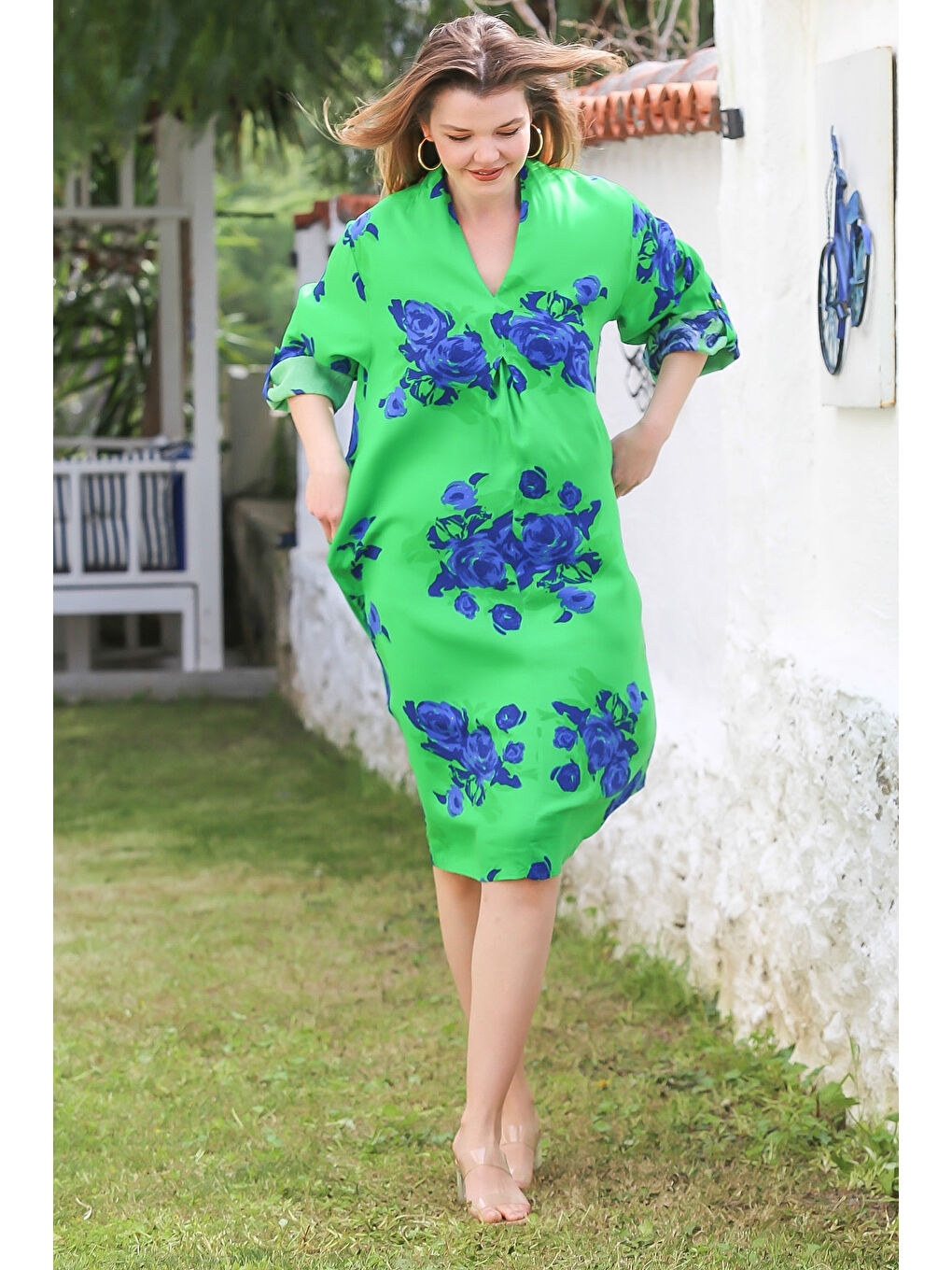 Yeşil V Yaka Düğmeli Uzun Kollu Gizli Cepli Allover Baskılı Casual Viskon Dokuma Elbise 115 58