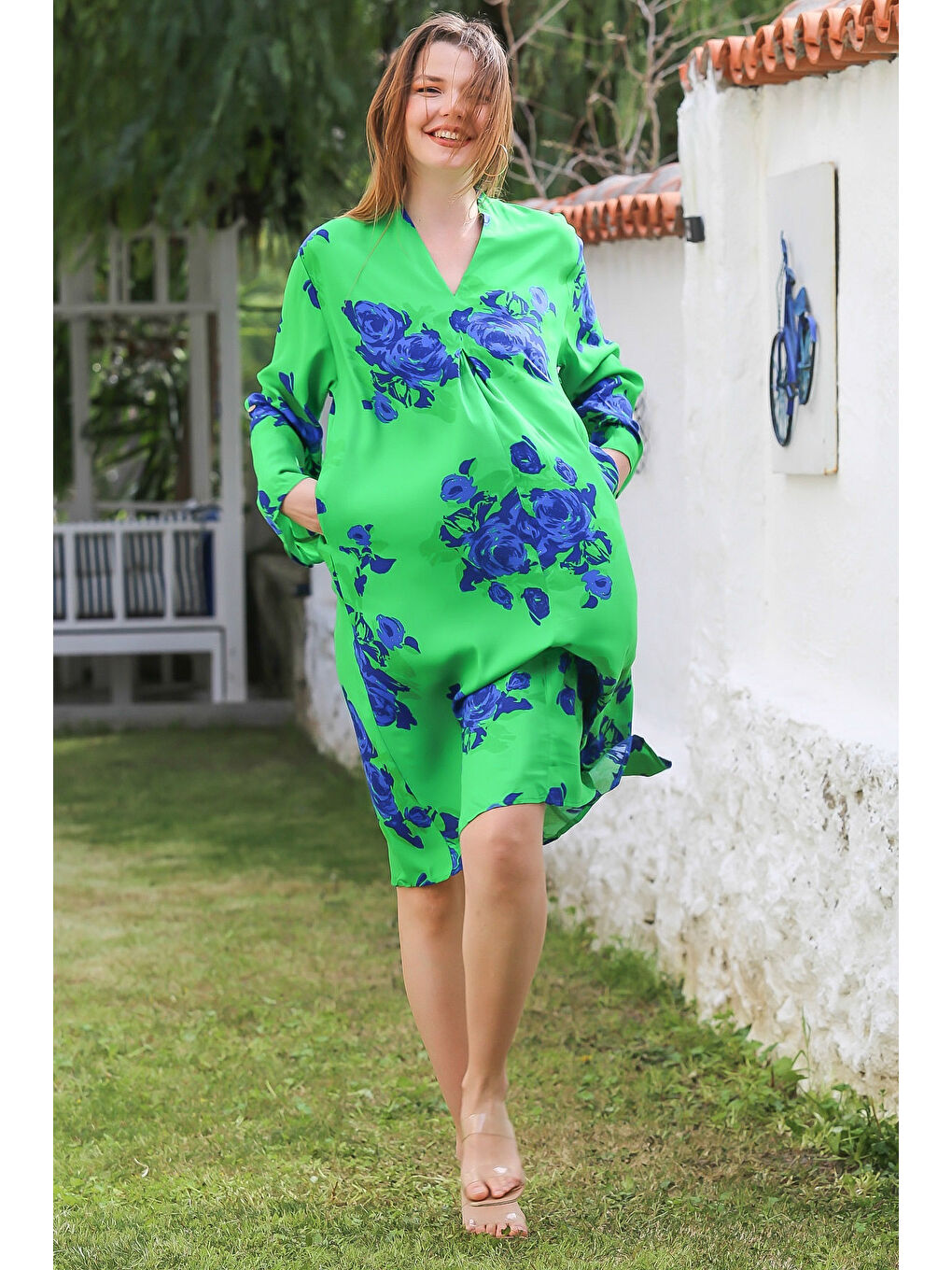 Yeşil V Yaka Düğmeli Uzun Kollu Gizli Cepli Allover Baskılı Casual Viskon Dokuma Elbise 115 58-4