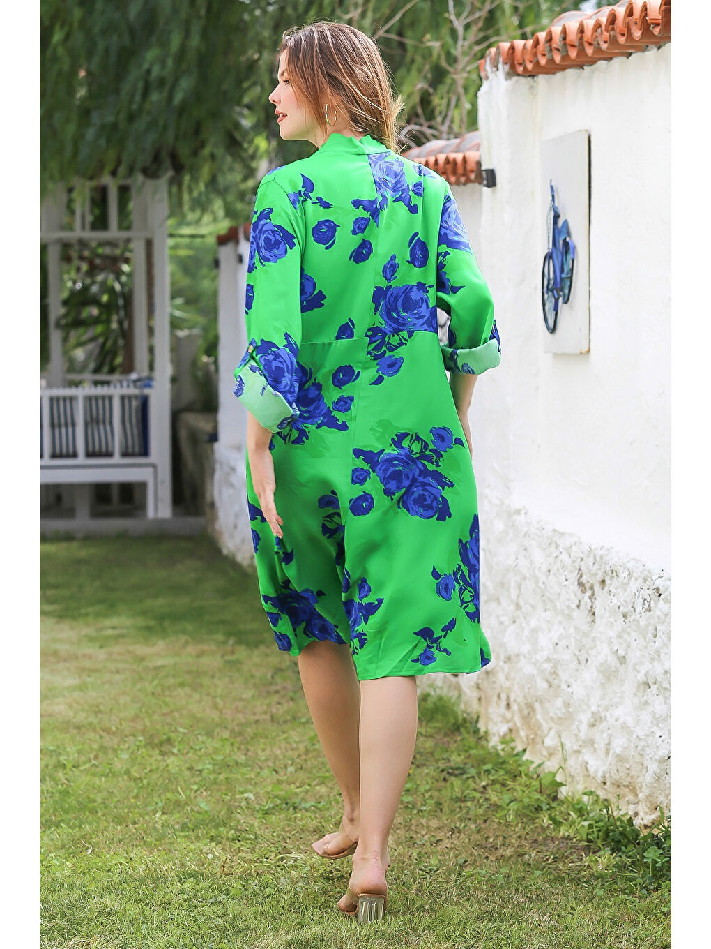 Yeşil V Yaka Düğmeli Uzun Kollu Gizli Cepli Allover Baskılı Casual Viskon Dokuma Elbise 115 58-6