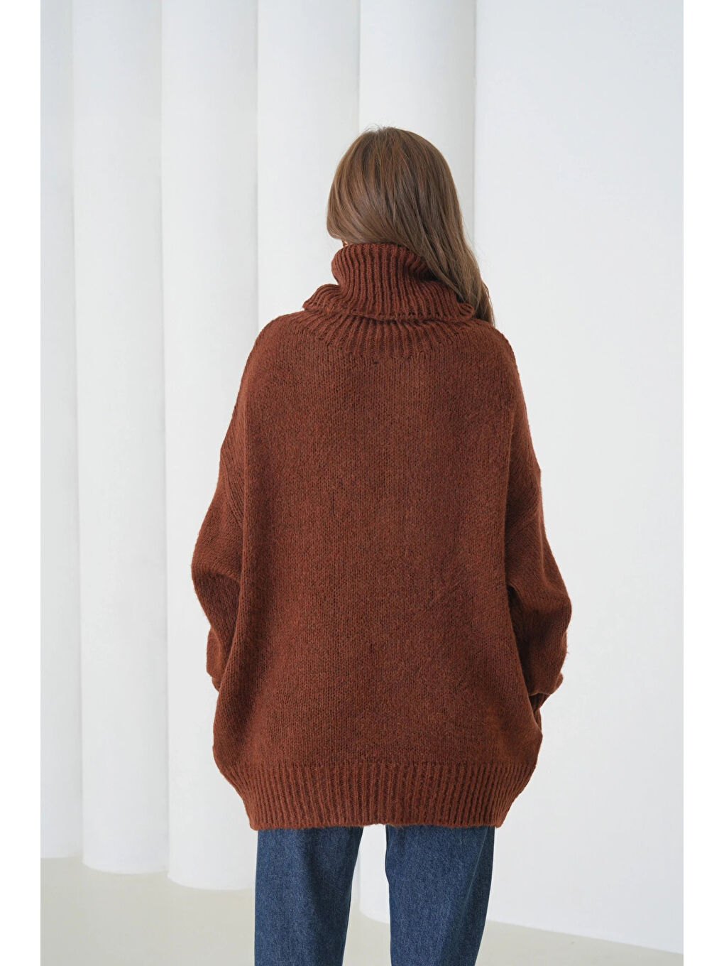 Kahverengi Kadın Balıkçı Yaka Kaşkorse Oversize Triko Tunik-3