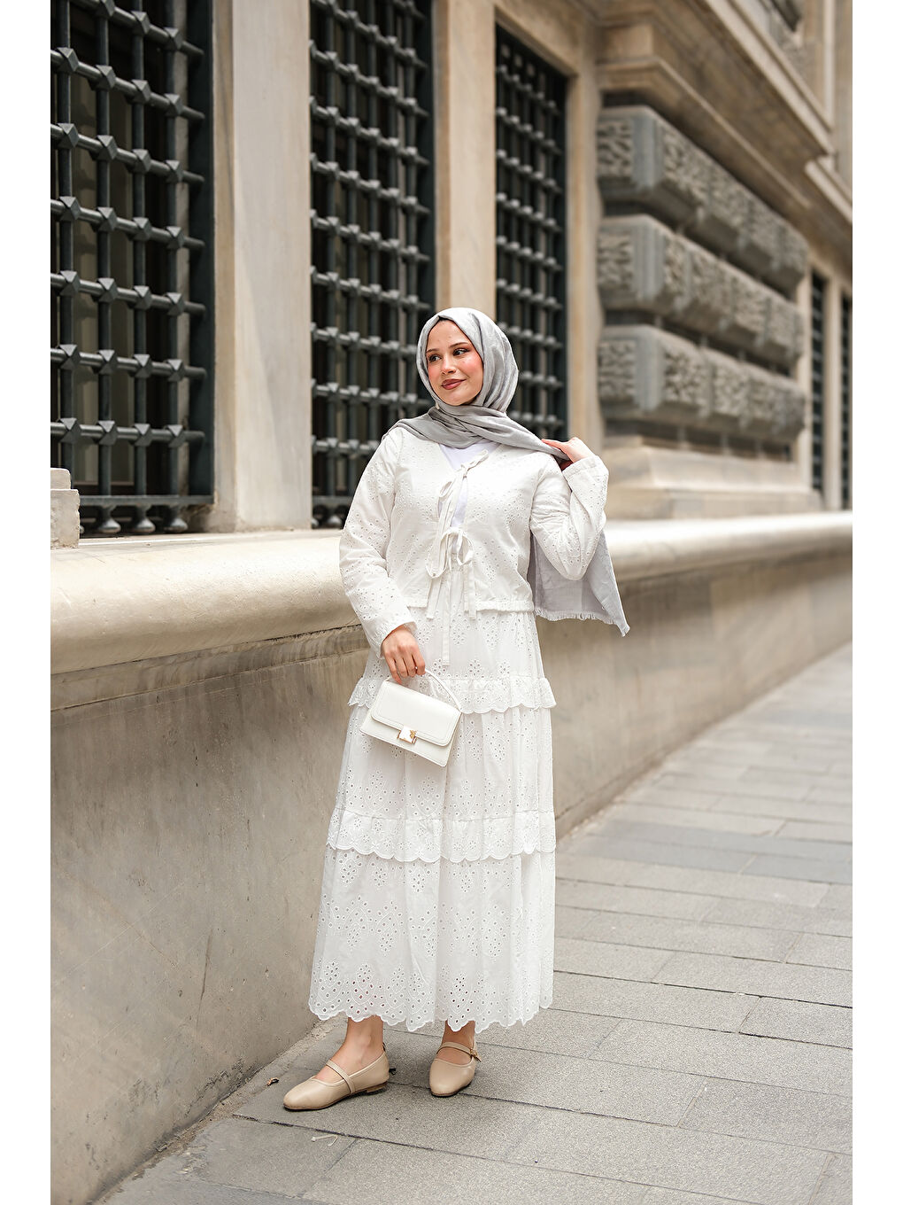 Kadın Eteği Volanlı Takım Beyaz-1