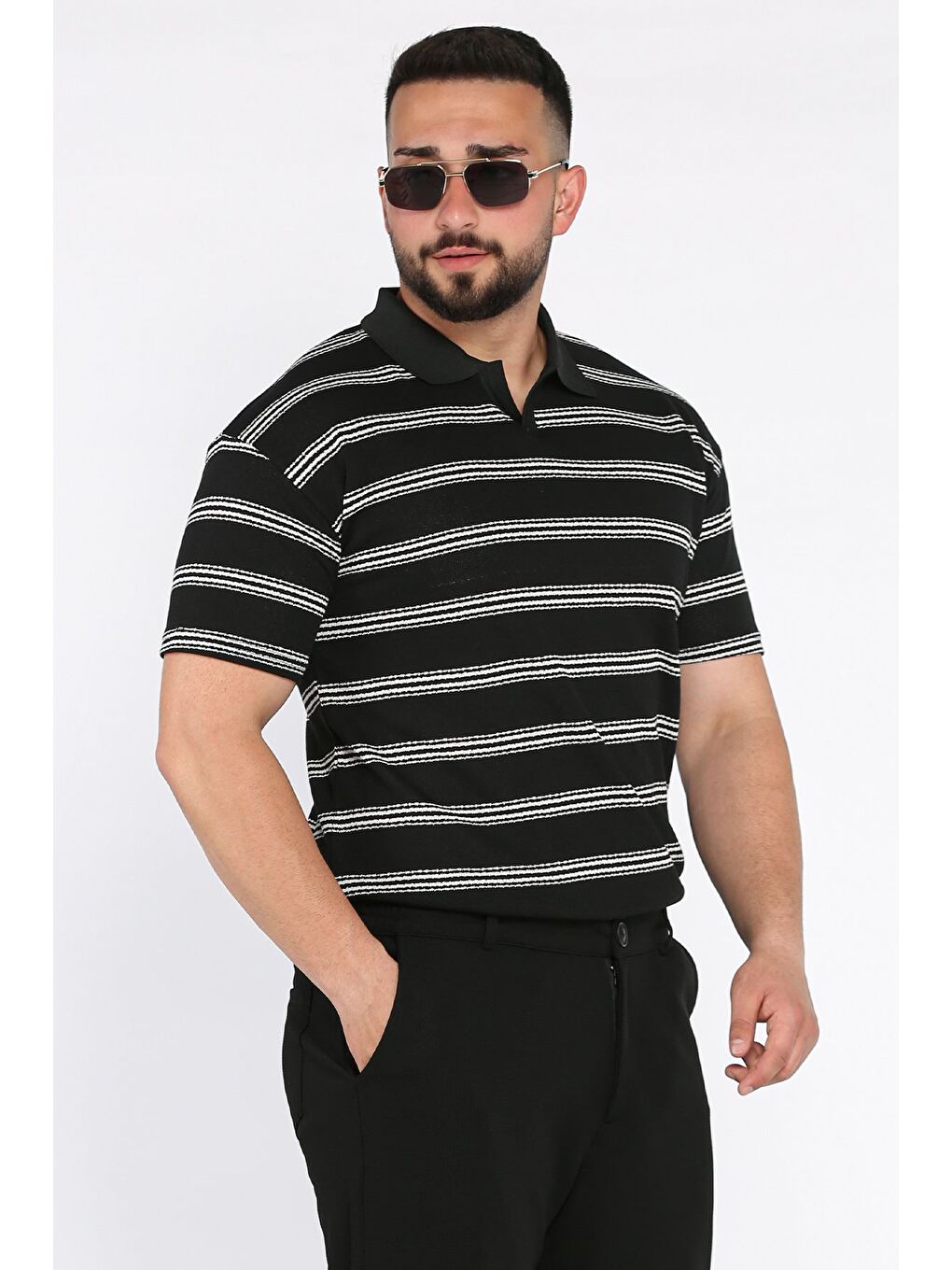 Siyah Polo Yaka Çizgili Erkek Tişört-1