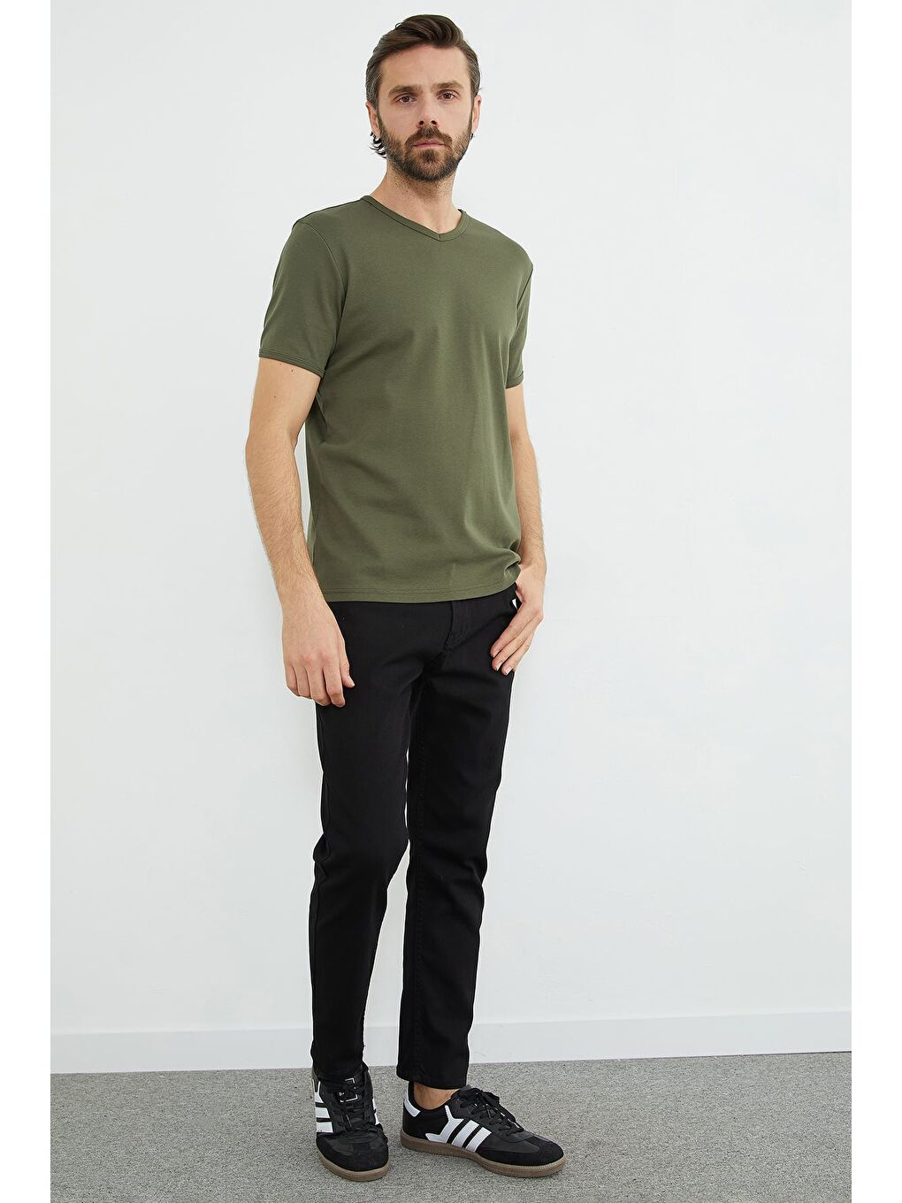 Haki Basic Ribanalı V Yaka Tişört-1