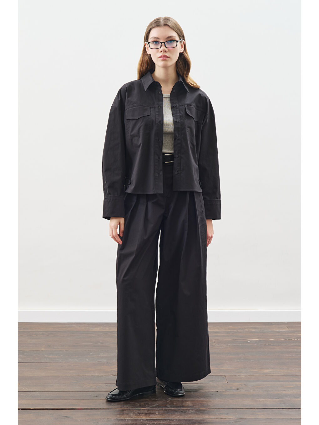 Geniş Pileli Gabardin Pantolon Siyah-1