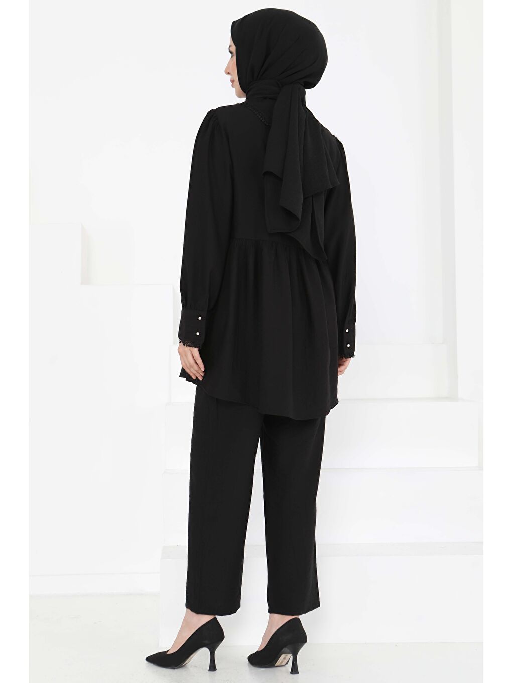 Yaka Detaylı İkili Takım Siyah - 27182-5