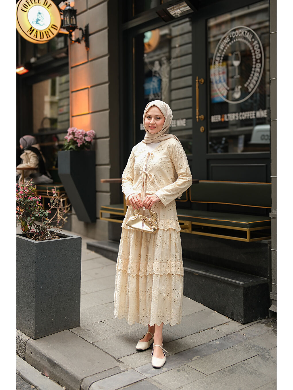 Ekru Kadın Eteği Volanlı Takım Krem-3