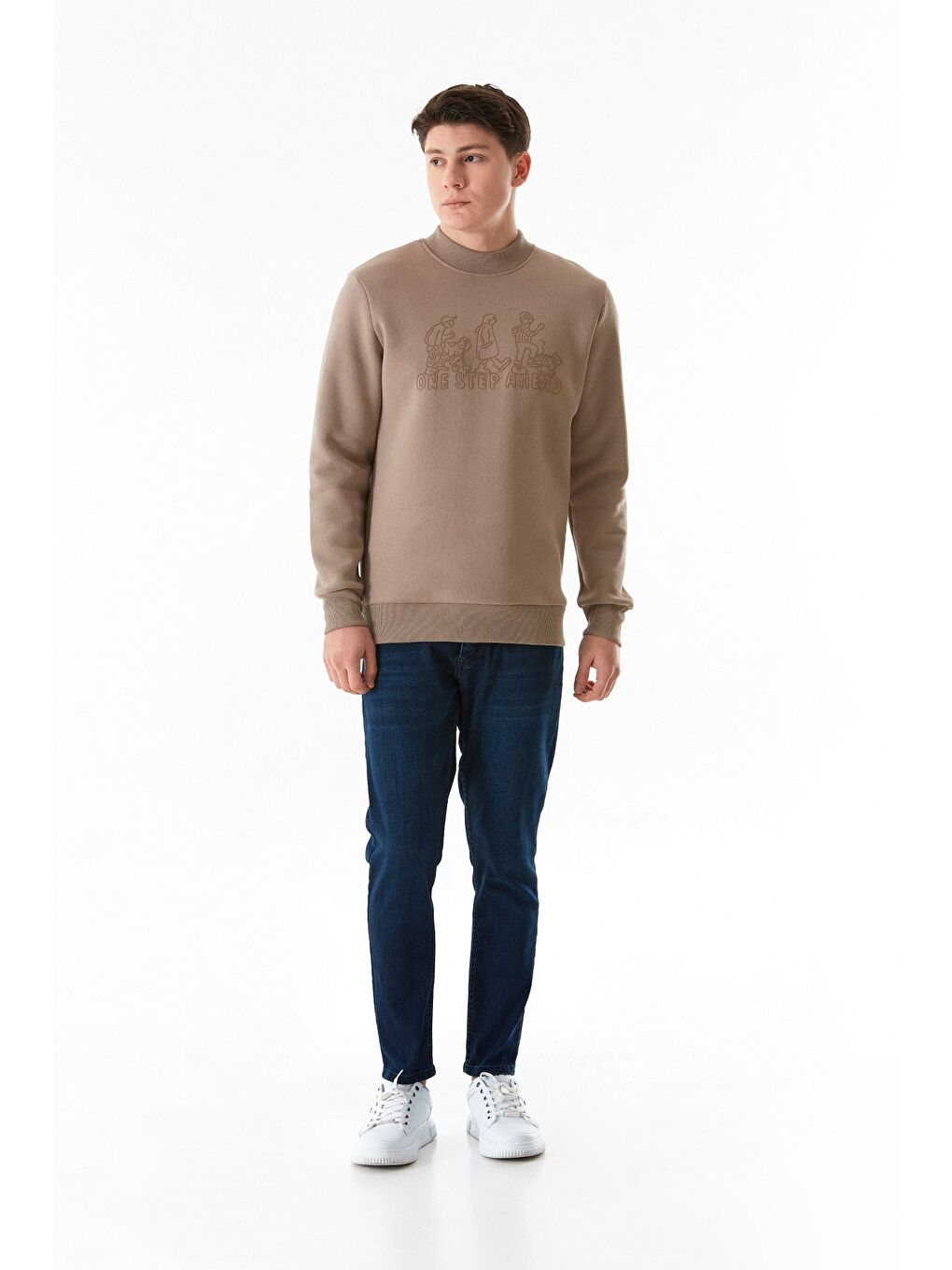 Bej 3 İplik One Step Ahead Baskılı Dik Yaka Sweatshirt-1