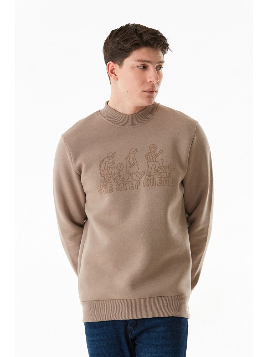 Bej 3 İplik One Step Ahead Baskılı Dik Yaka Sweatshirt-2