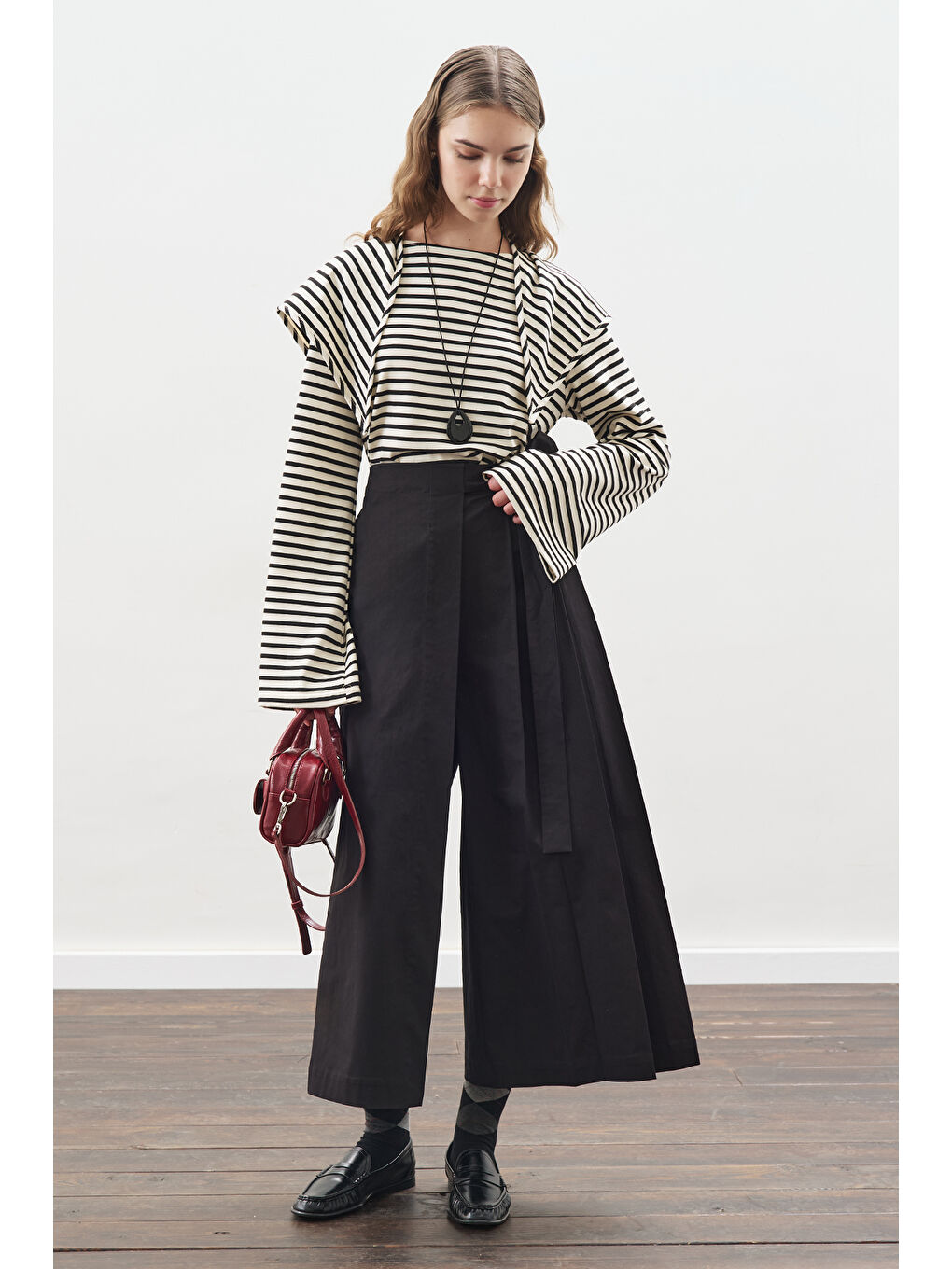 Etek Görünümlü Pantolon Siyah-1