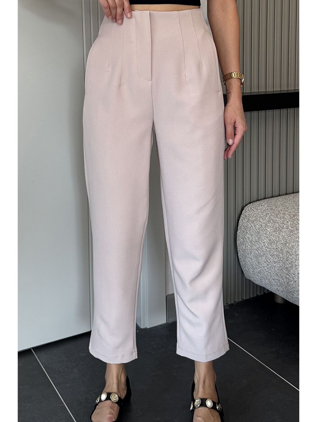 Bej Kadın Bel Çimalı Kumaş Pantolon