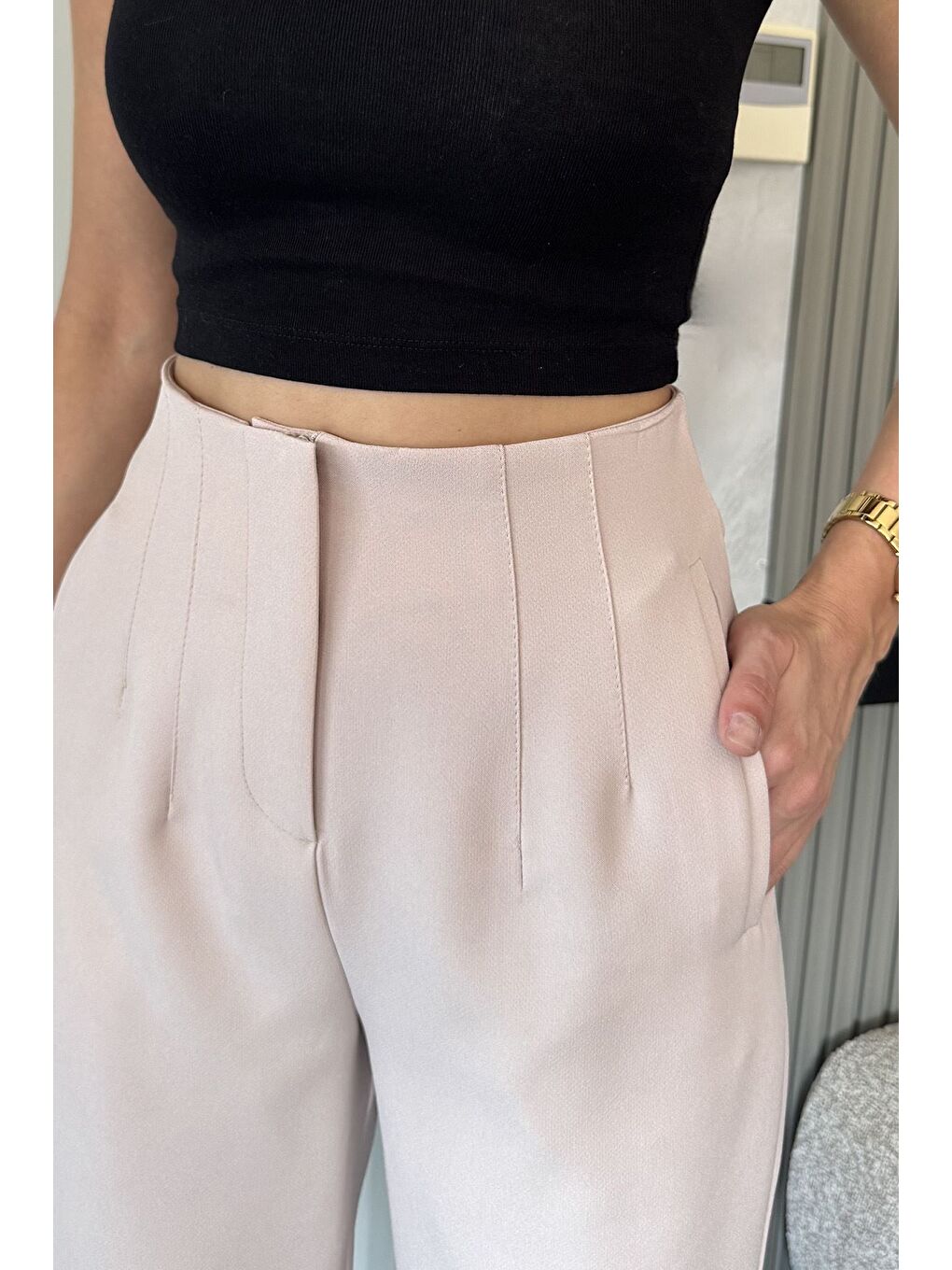 Bej Kadın Bel Çimalı Kumaş Pantolon-3