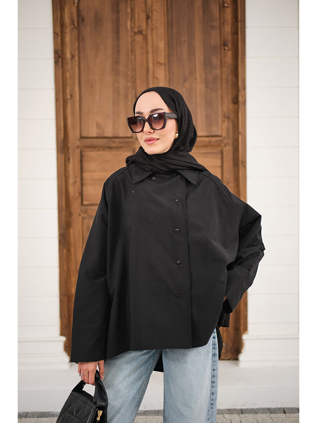 Kadın Gömlek Yaka Düğmeli İnce Kısa Trenç Siyah-4