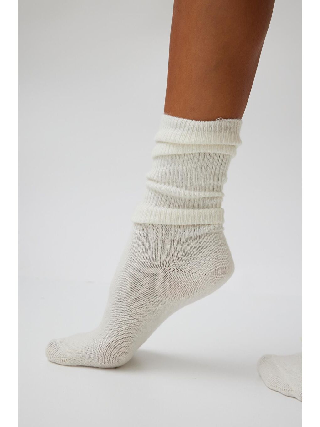 Kadın Yün Dizaltı Çorap Ekru-1