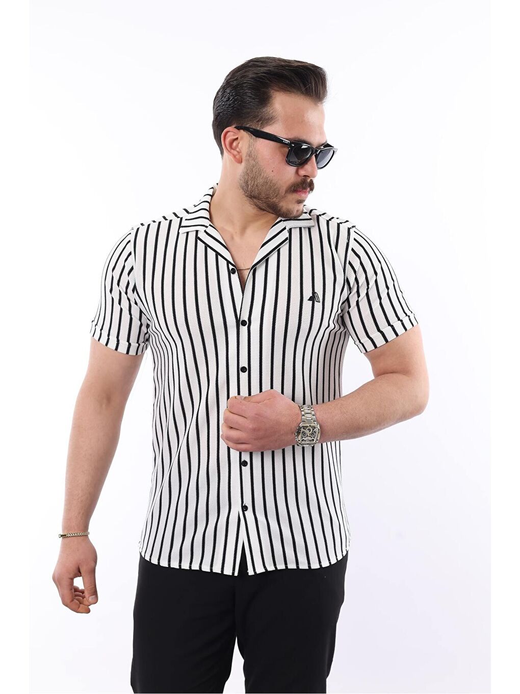 Siyah Erkek Kısa Kollu Slim Fit Yazlık Çizgili Gömlek-3