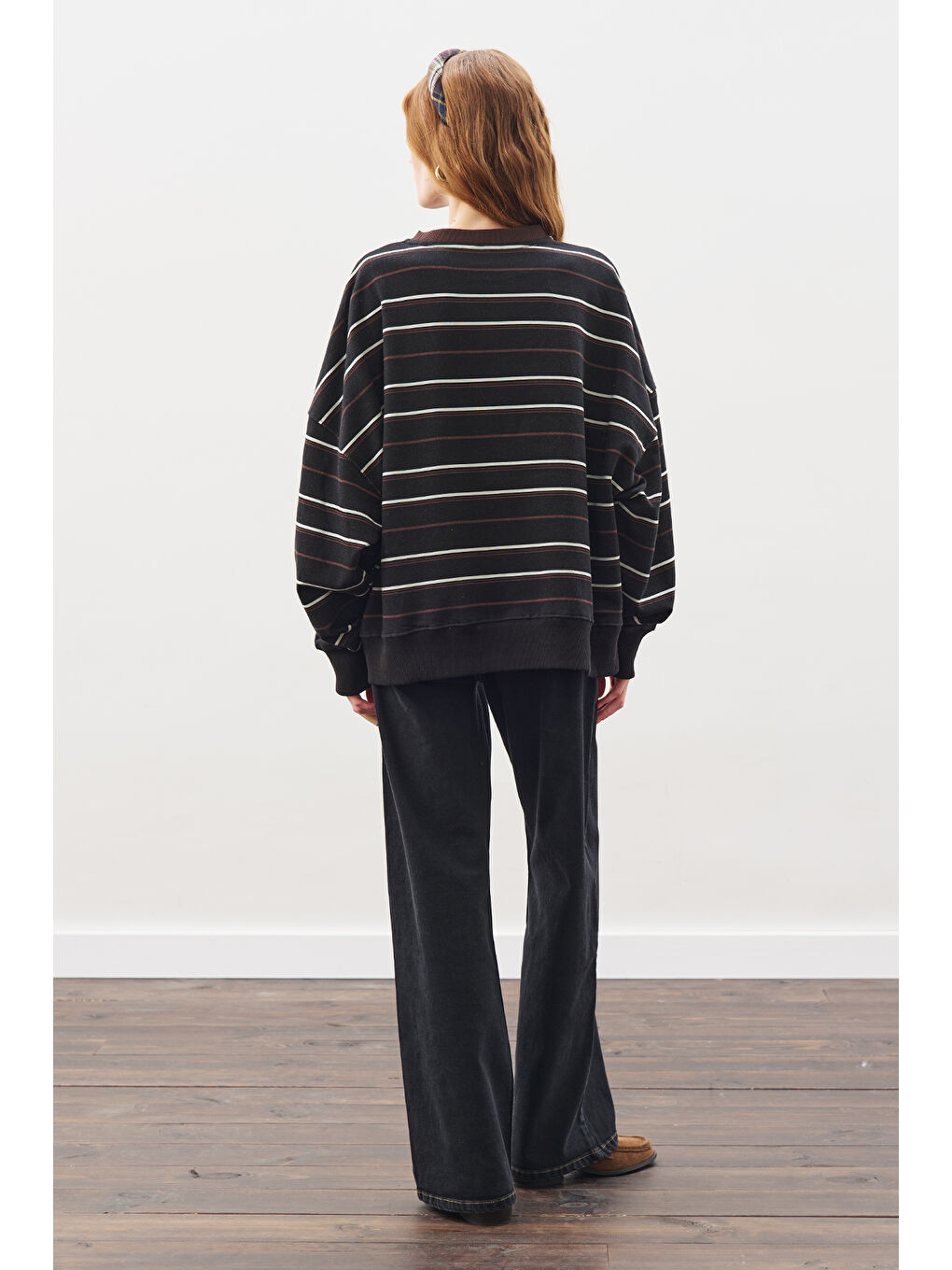 Oversıze Çizgili Sweatshırt Siyah-6