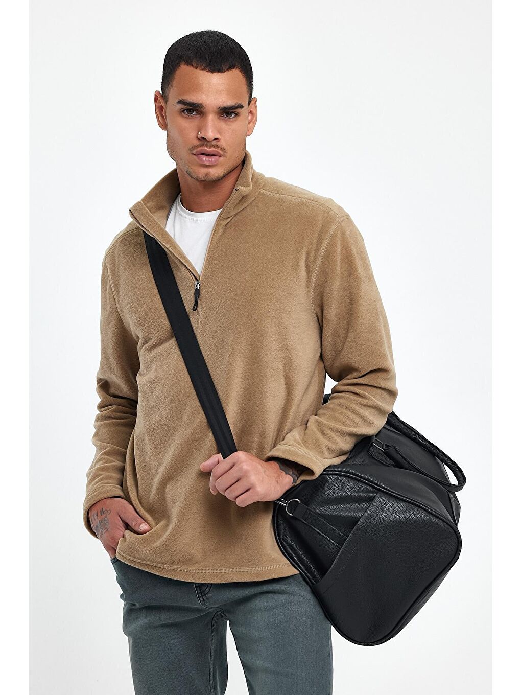 Bej Erkek Rahat Kalıp Softech Polar Yarım Fermuarlı Sweatshırt spr24pw20-4
