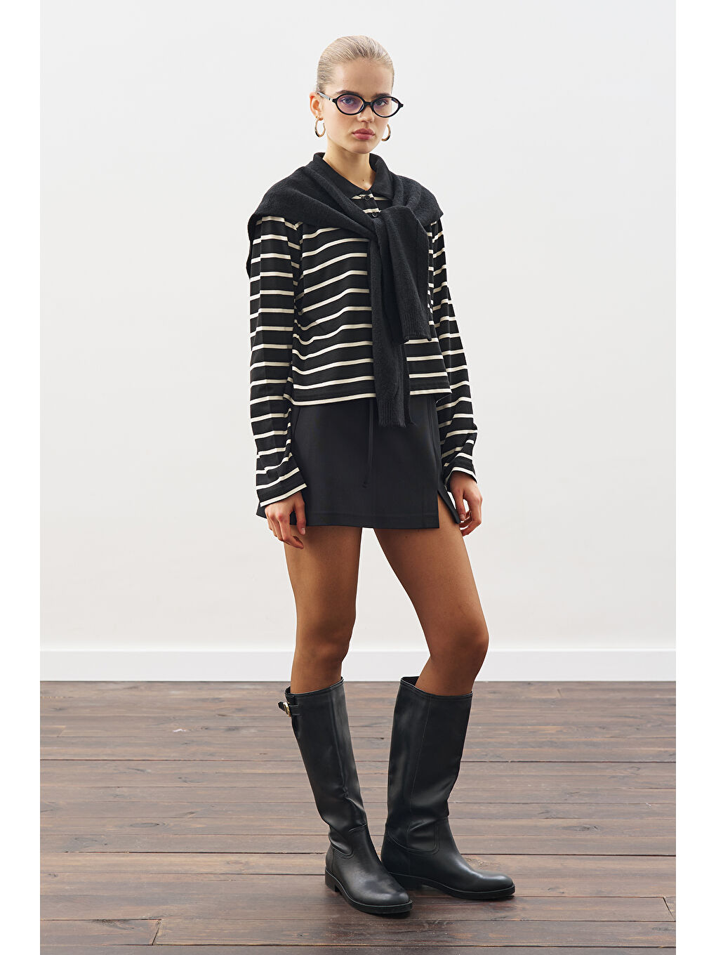 Polo Yaka Çizgili Tshırt Siyah-4