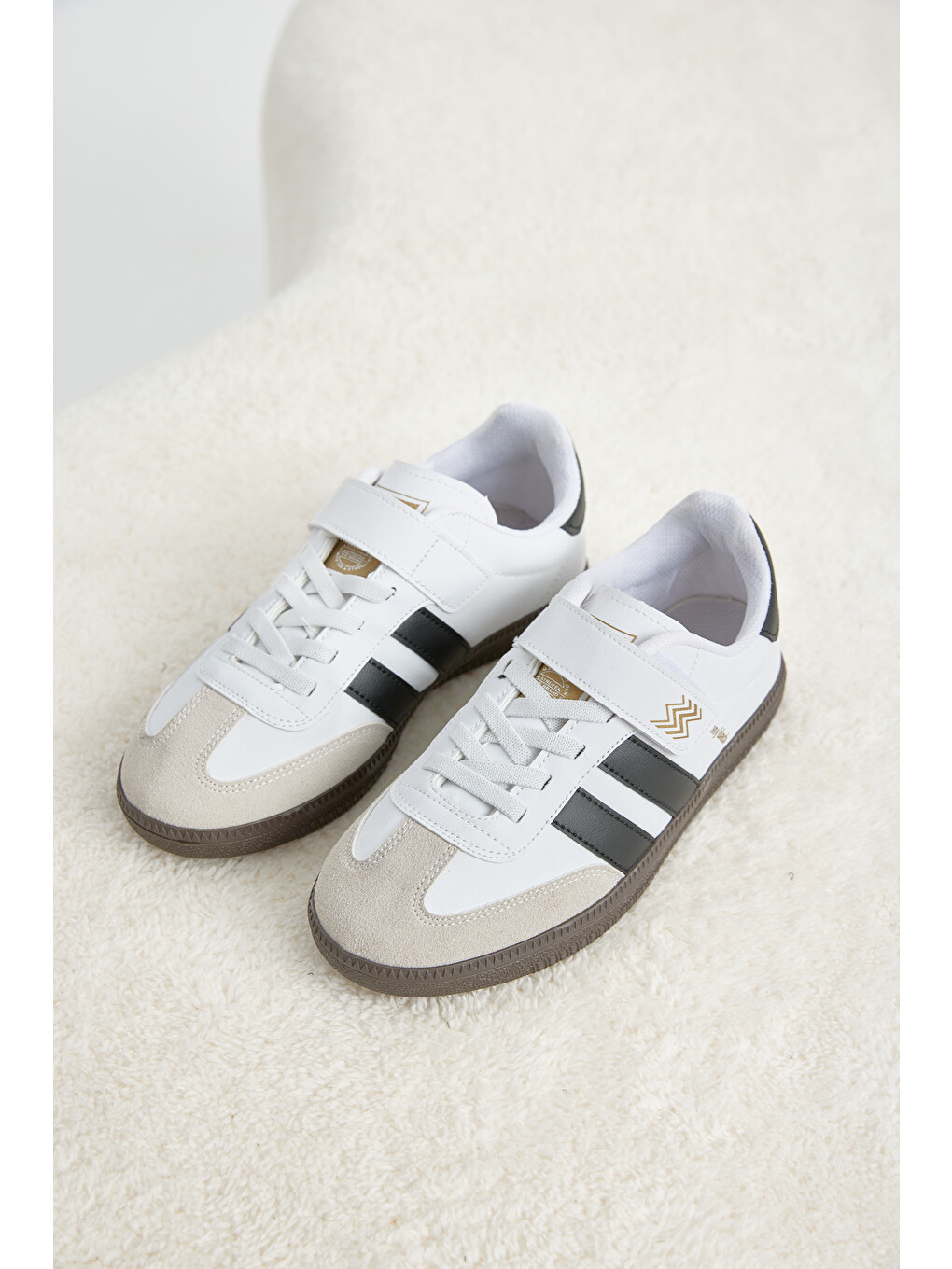 Çocuk Unisex Beyaz Siyah Termo Taban Yanı Şeritli Cırtlı Bağcıklı Sneaker