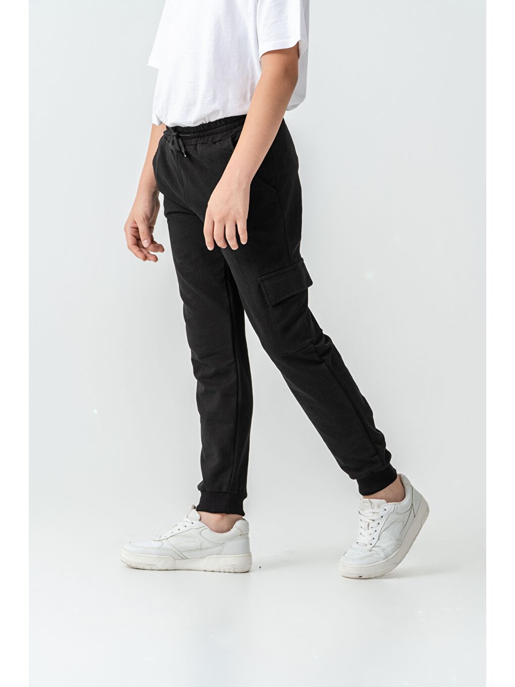 Siyah Kargo Cepli Erkek Çocuk Eşofman Altı-1