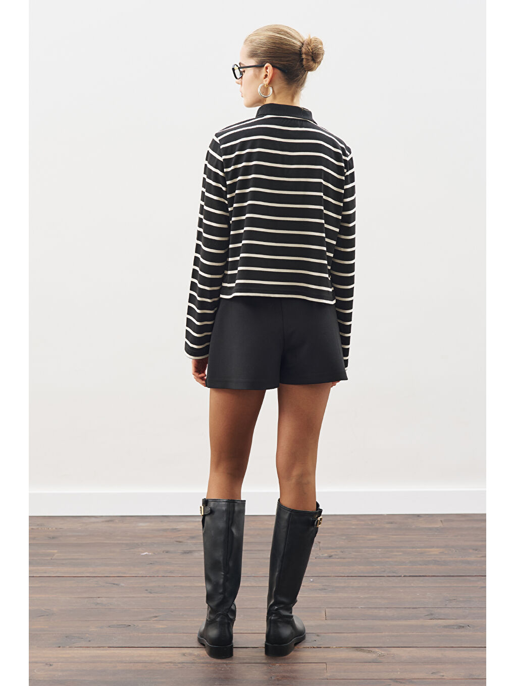 Polo Yaka Çizgili Tshırt Siyah-7