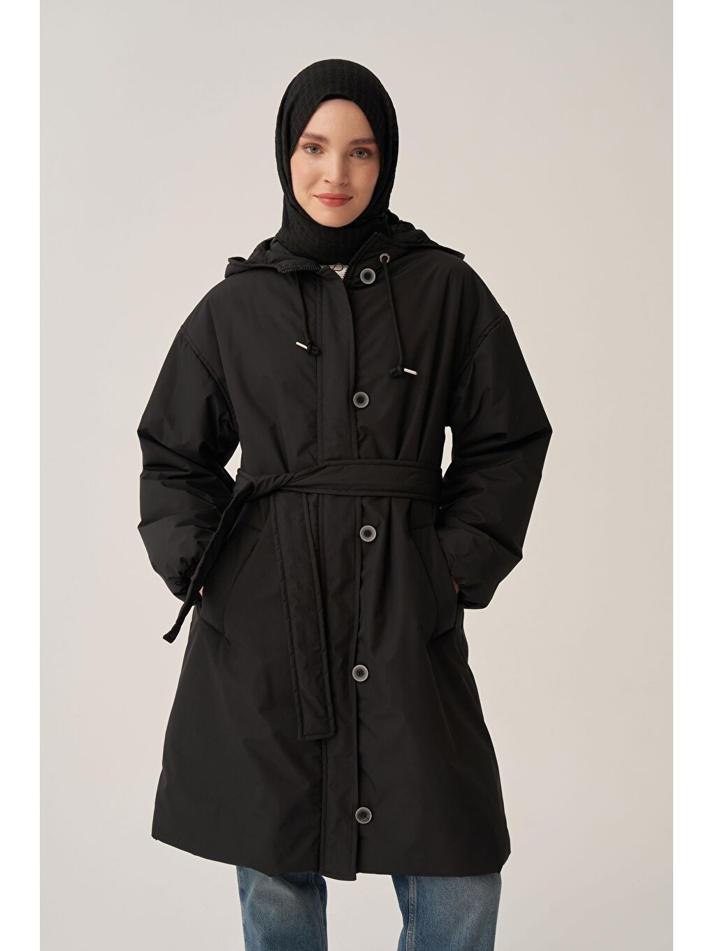 Siyah-Kemerli Relax Şişme Mont-4