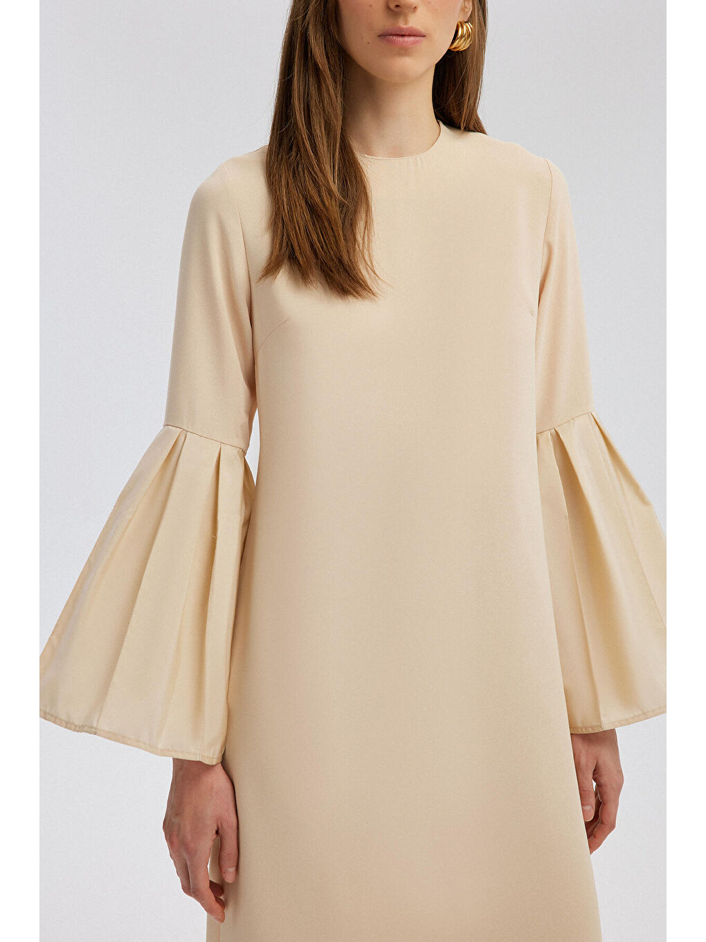 Ekru Tafta Kol Detaylı Elbise-4