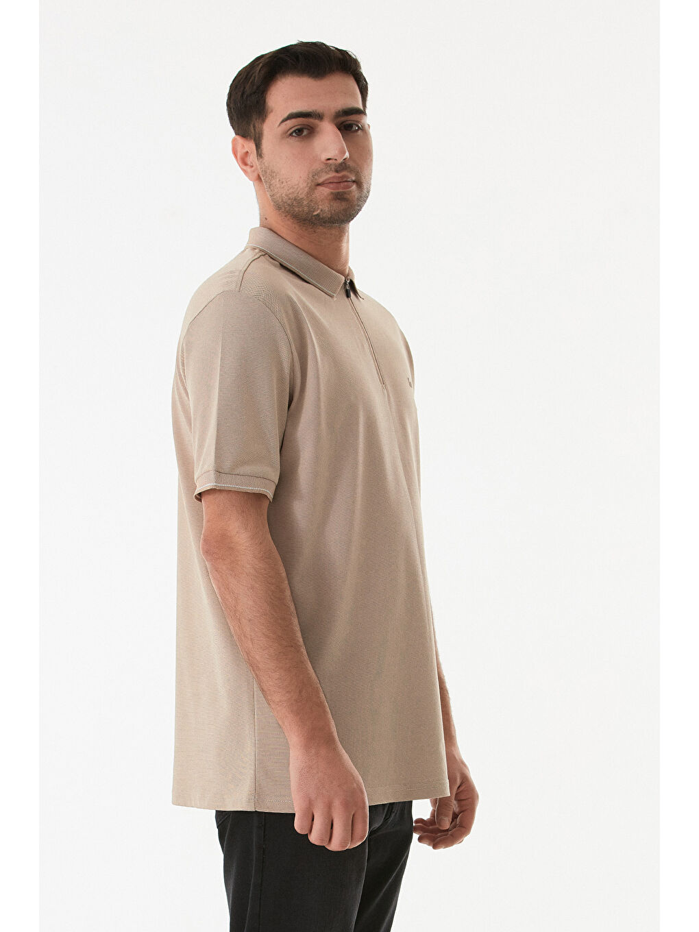 Bej Oxford Kumaş Yarım Fermuarlı Polo Yaka Tişört-2