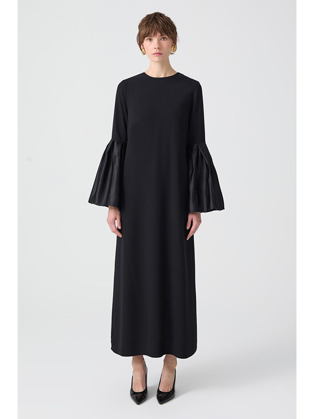 Siyah Tafta Kol Detaylı Elbise-1