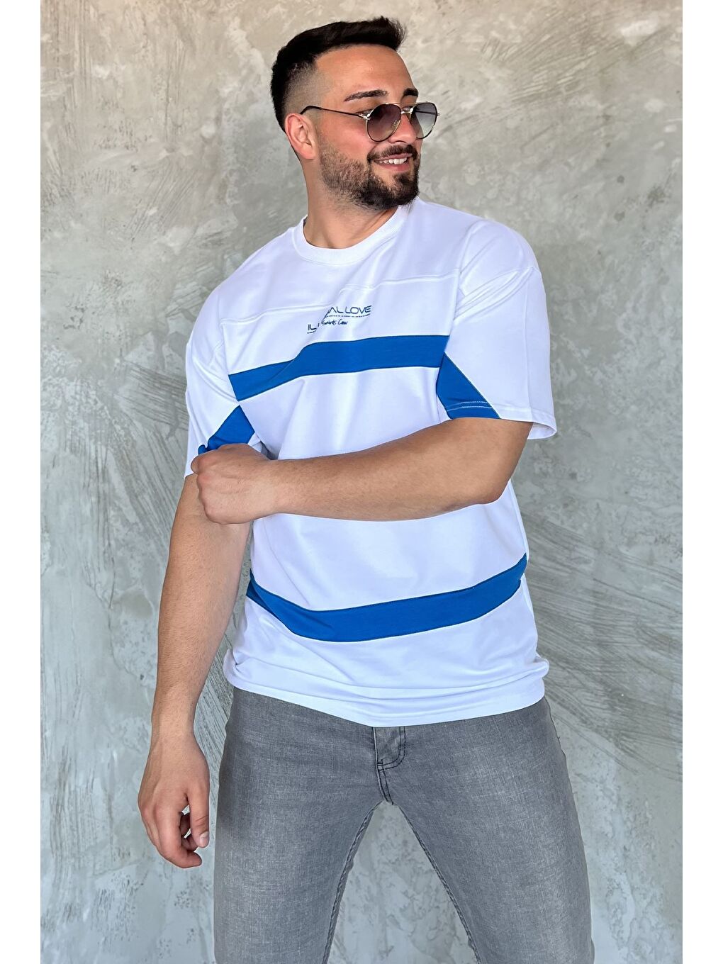 Beyaz Bisiklet Yaka Renk Garnili Erkek Tişört-1