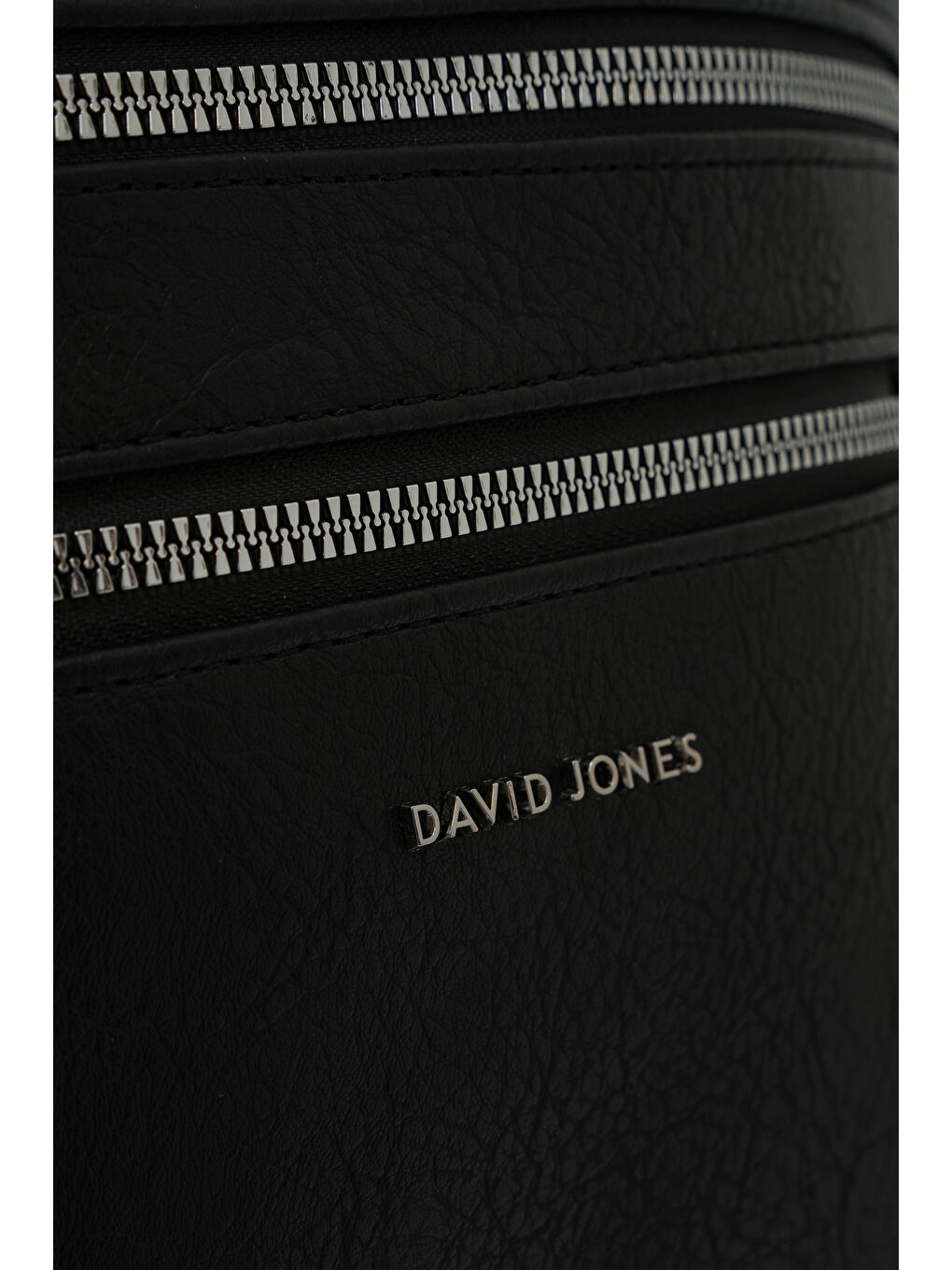 Siyah Çok Bölmeli Fermuarlı Kadın Sırt Çantası DJ257-1-3