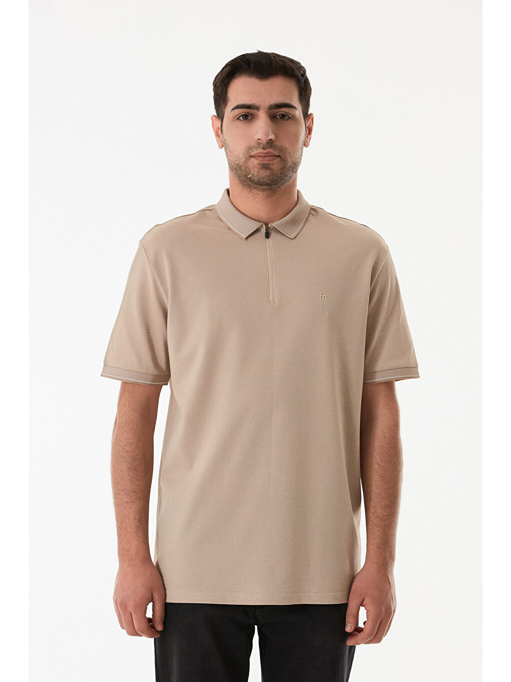 Bej Oxford Kumaş Yarım Fermuarlı Polo Yaka Tişört-4