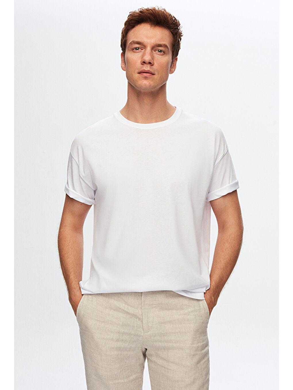 Comfort Beyaz Bisiklet Yaka %100 Pamuk T-Shirt