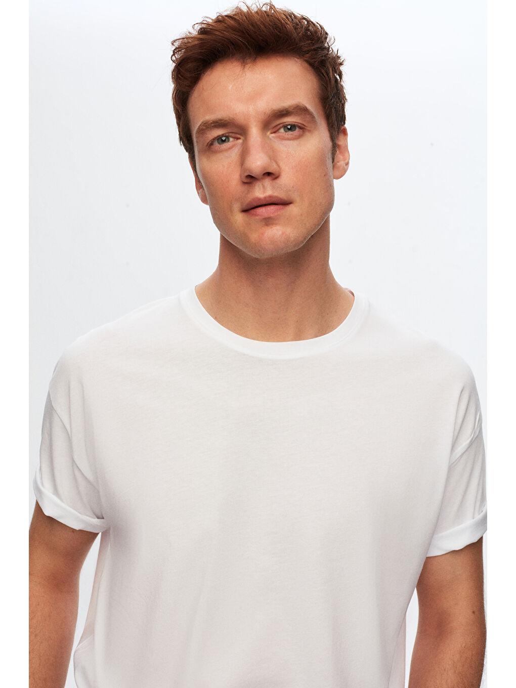 Comfort Beyaz Bisiklet Yaka %100 Pamuk T-Shirt-1