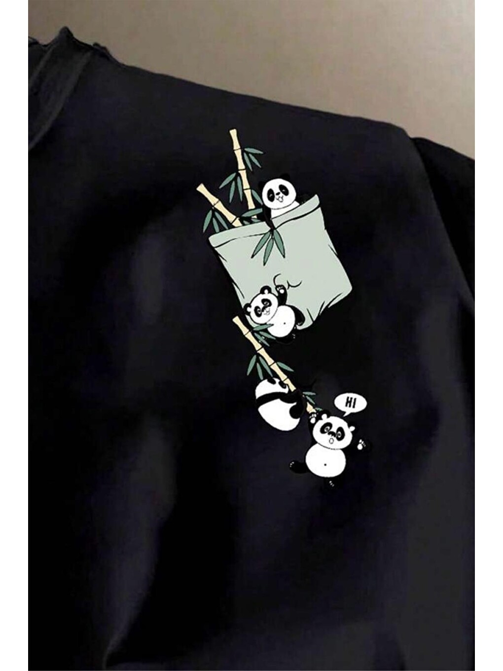 Siyah Bambu Panda Grafikli Cep Detaylı Kısa Kollu Oversize Unisex Bisiklet Yaka Tişört-1