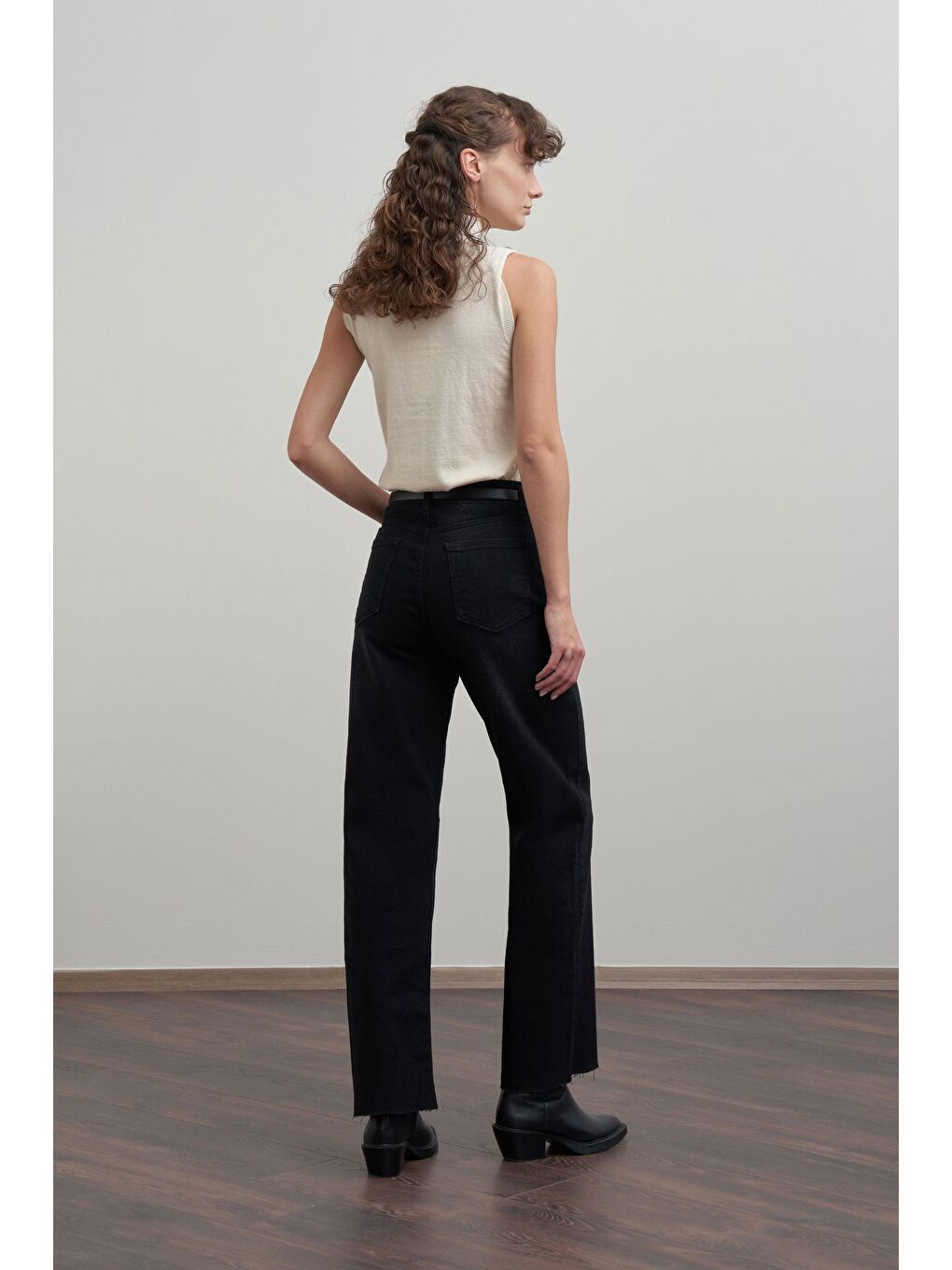 Siyah-Yüksek Bel Geniş Paça Jean Pantolon-2