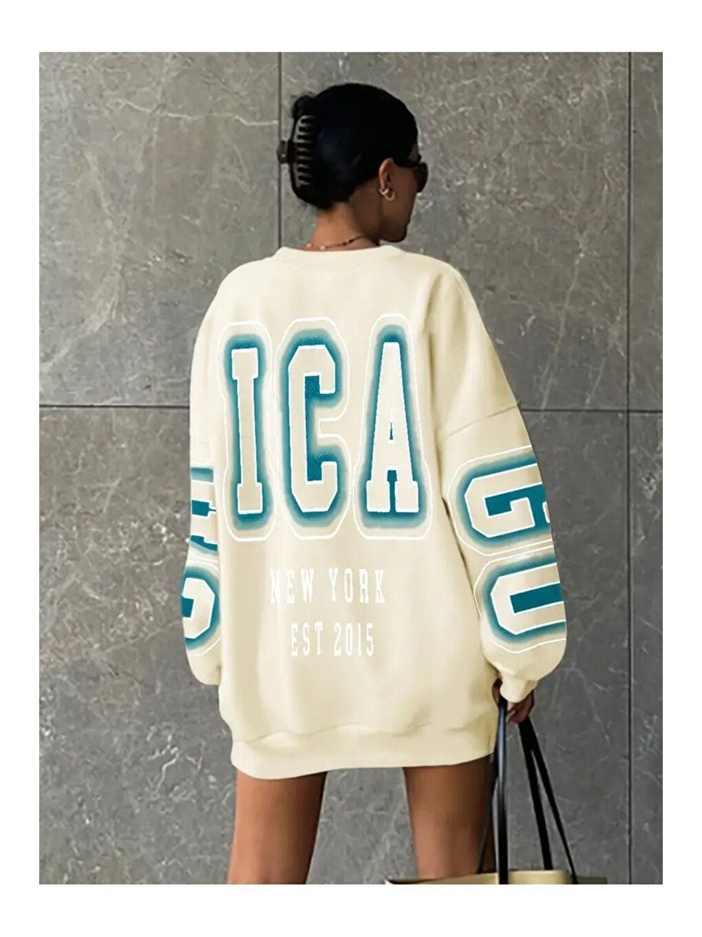 Trendseninle Bej Kadın Bej Kolları Vivid Color Chicago Baskılı Oversize Bisiklet Yaka Sweatshirt - 3