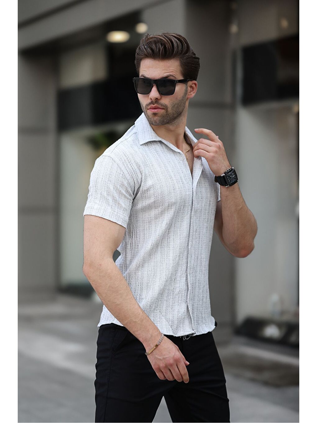 Gri Erkek Yazlık Elastanlı Slim Fit Gömlek Yaka Kısa Kollu Gömlek