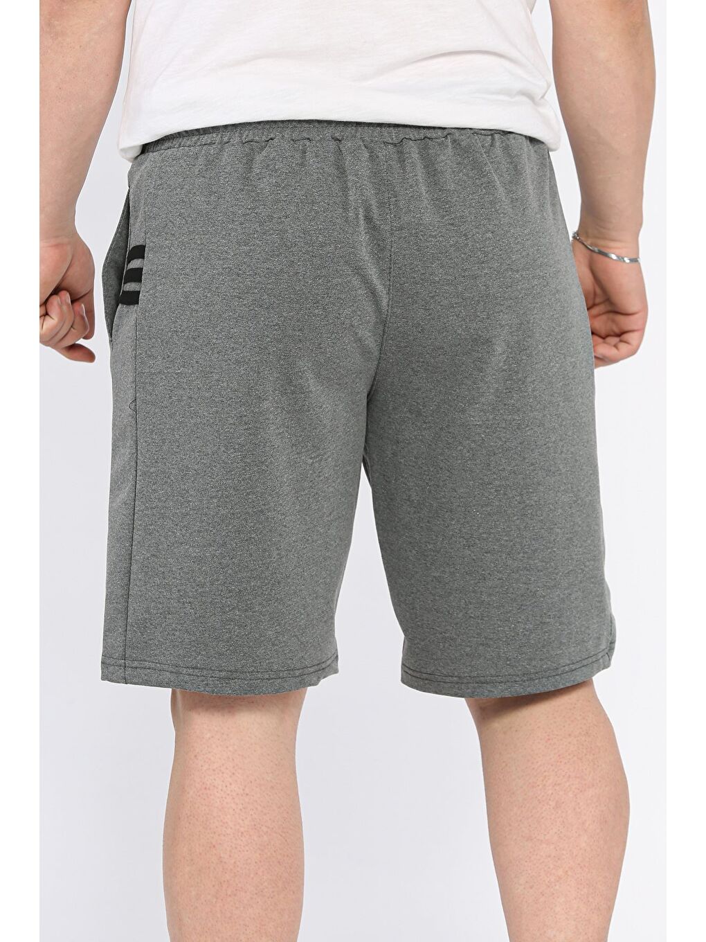 Gri Erkek Şerit Detaylı Bel Lastikli Şort-2