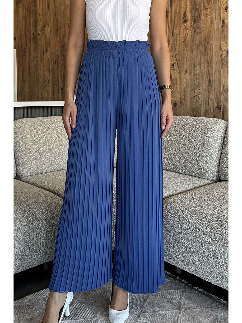 İndigo Kadın Pileli Bol Paça Pantolon-1