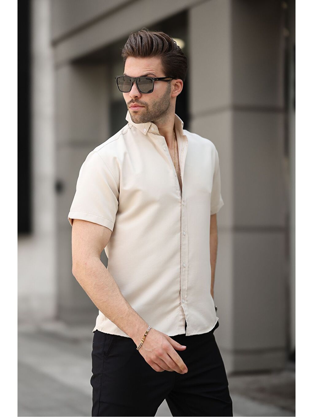 Ekru Kısa Kollu Klasik Gömlek-3