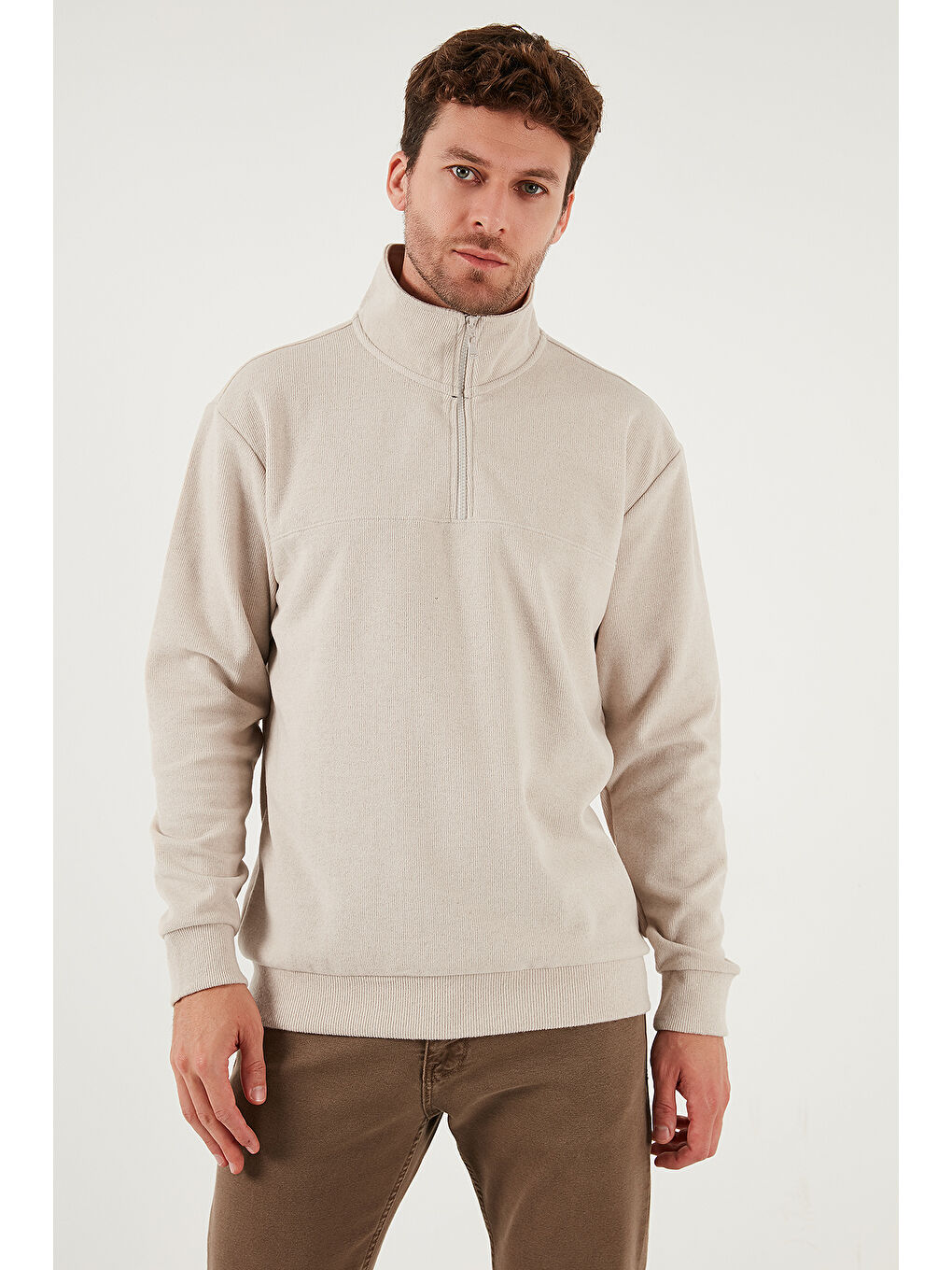 Bej Pamuklu Regular Fit Yarım Fermuarlı Dik Yaka Kazak 456112-3