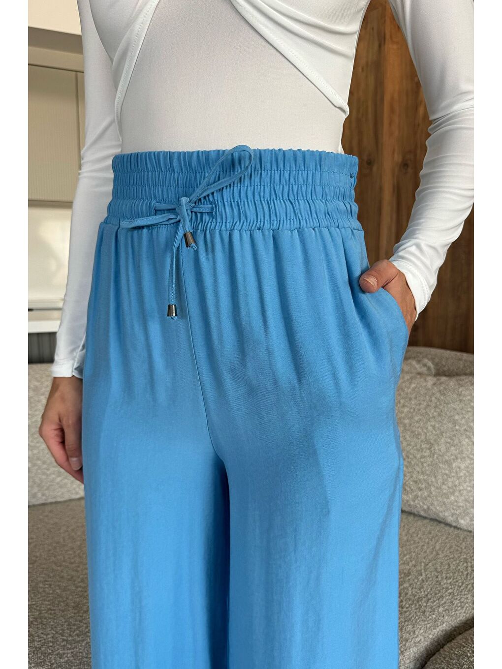Mavi Bel Lastikli Bol Kesim Yüksek Bel Kadın Pantolon-3