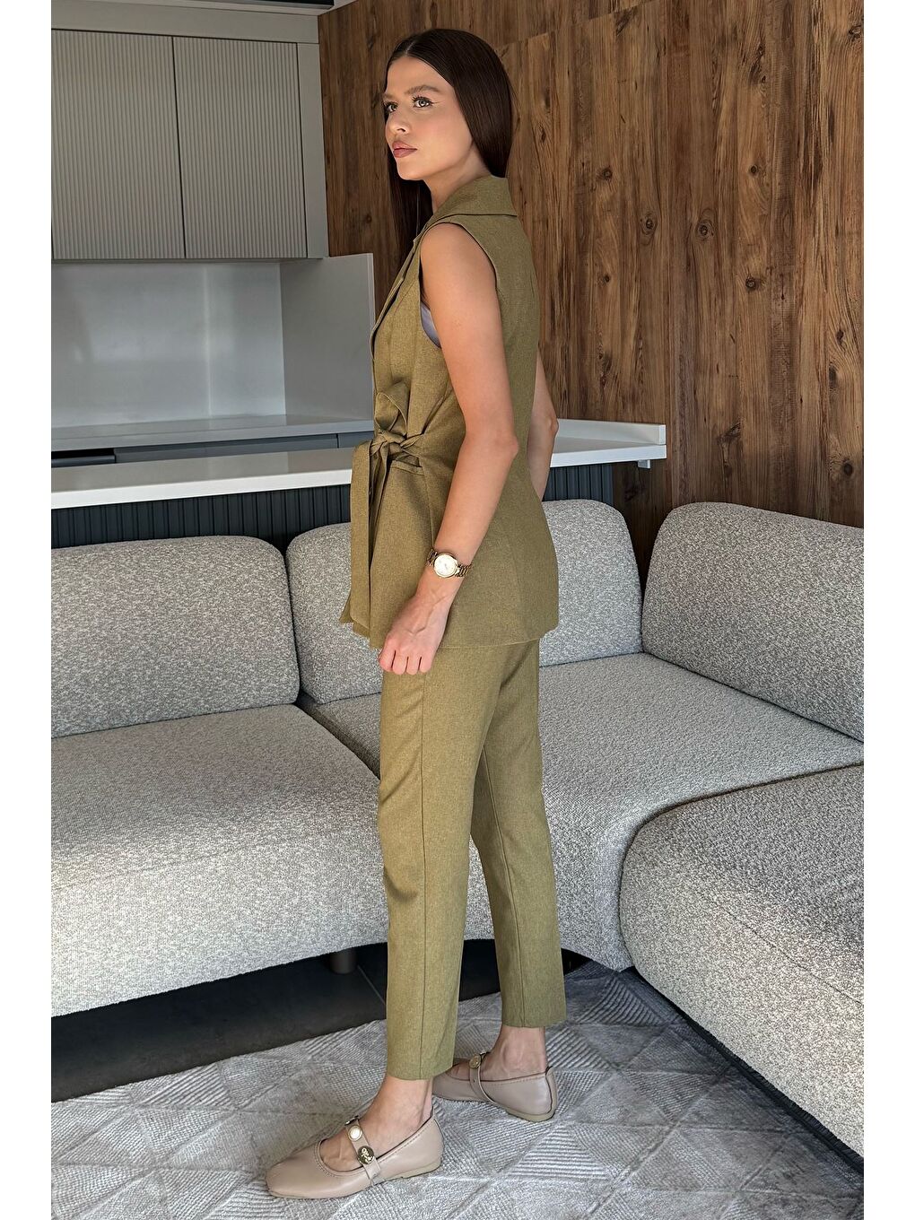 Yeşil Kadın Broş Detaylı Bel Lastikli Yelek Pantolon İkili Takım-3