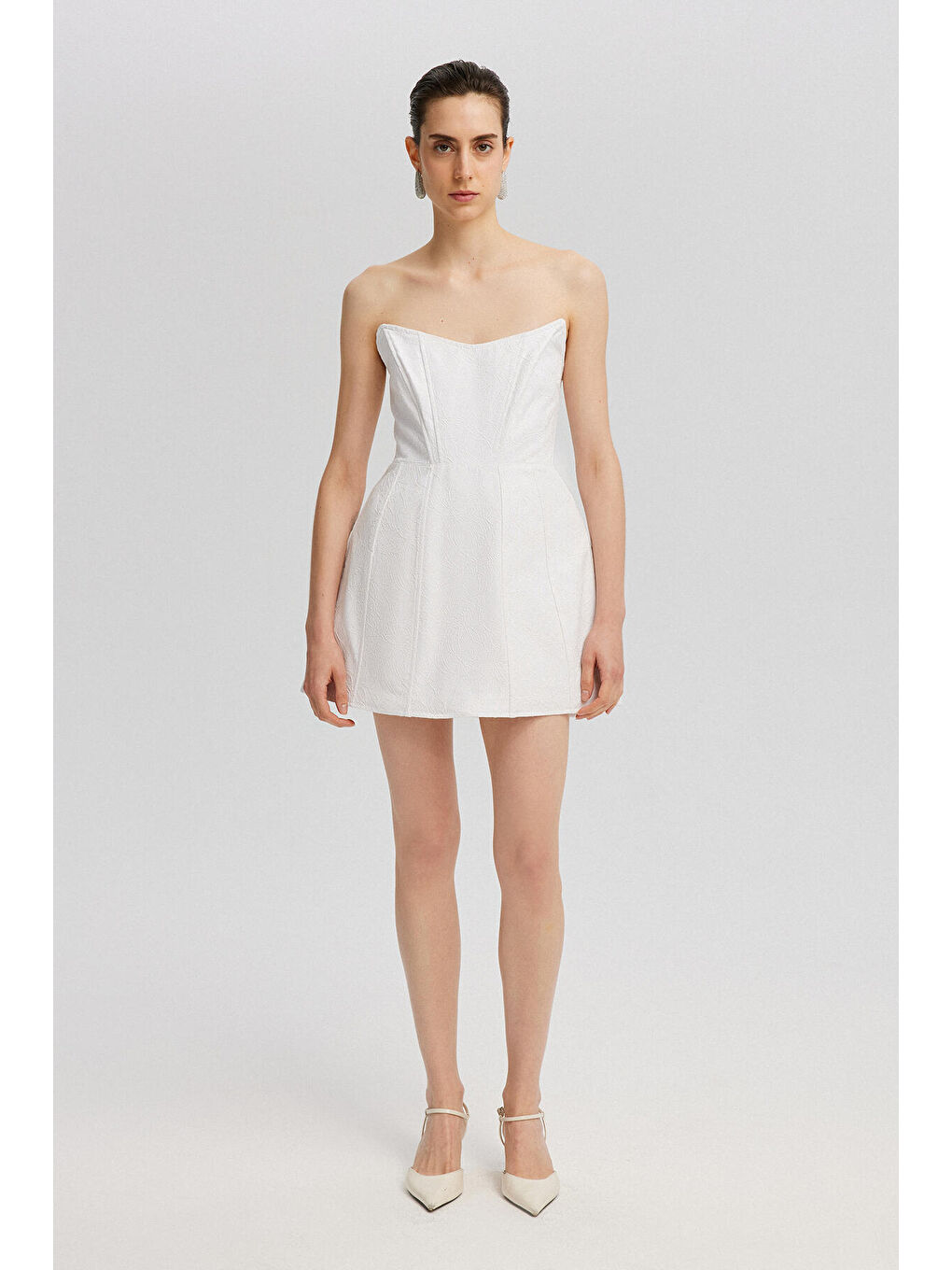 Beyaz Dantel Straplez Mini Elbise-1